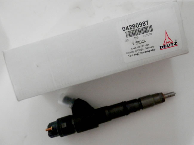 沃爾沃挖掘機(jī)配件噴油器0429-0987